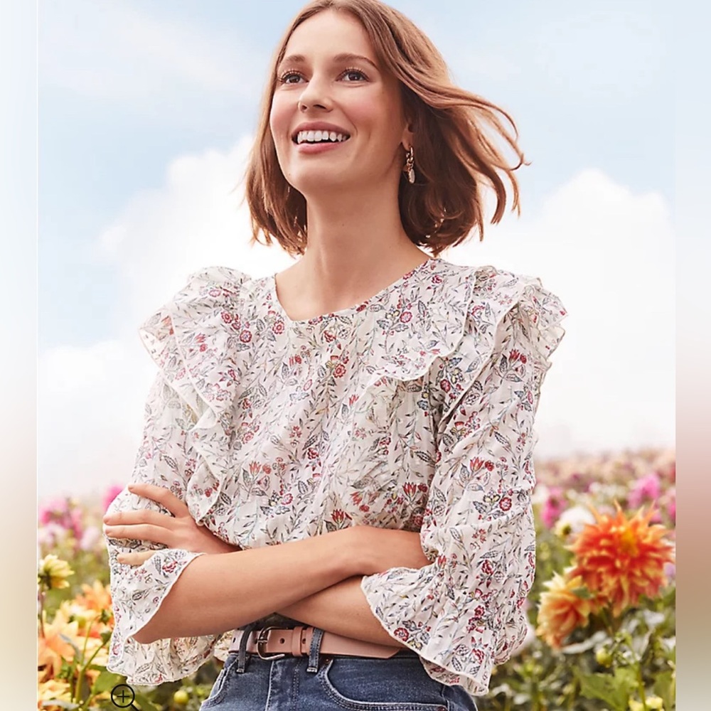 NWT Loft floral ruffle top spring